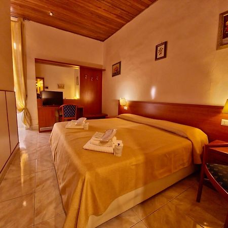 Hotel Azzurra Rome Exterior photo