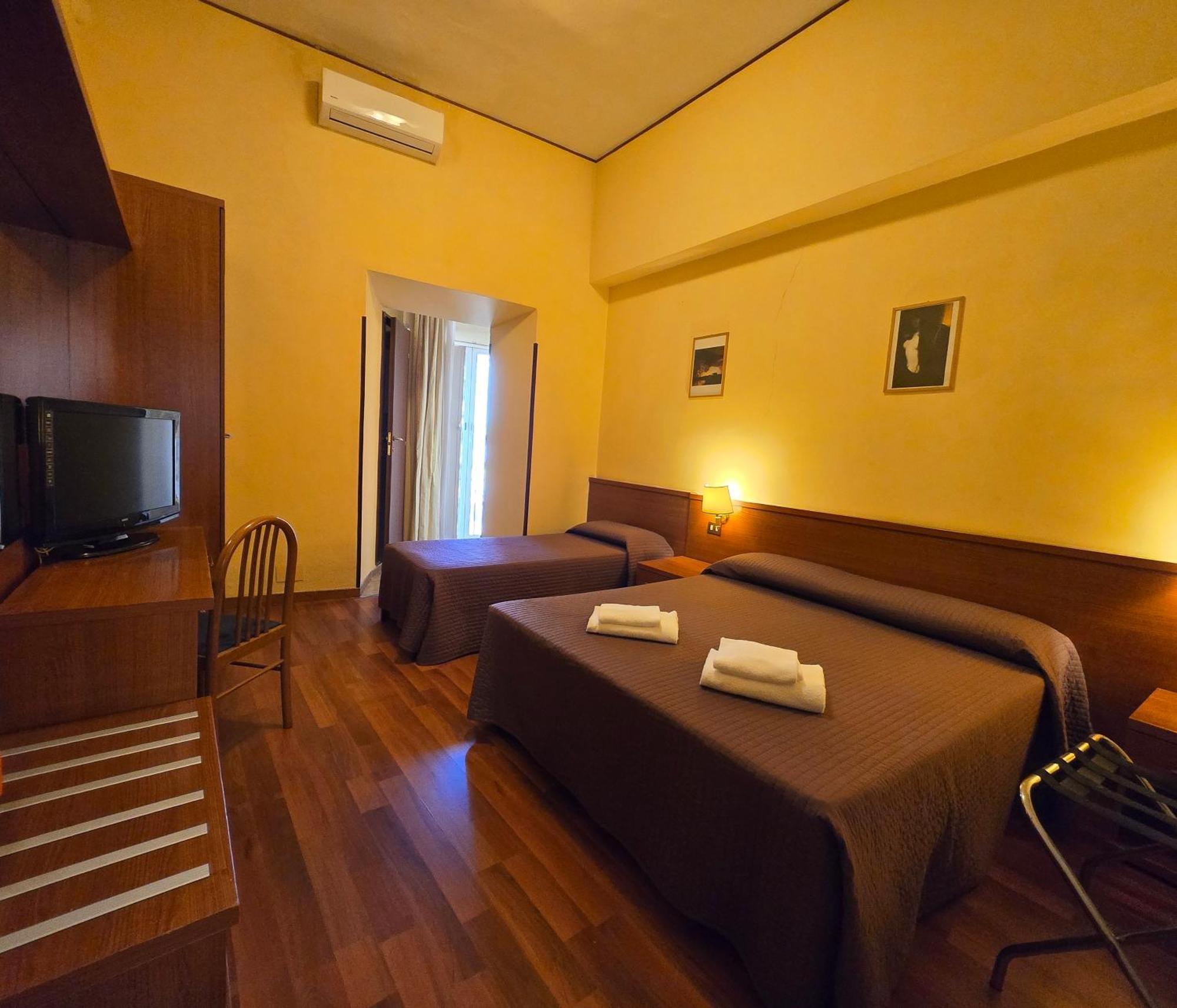 Hotel Azzurra Rome Exterior photo
