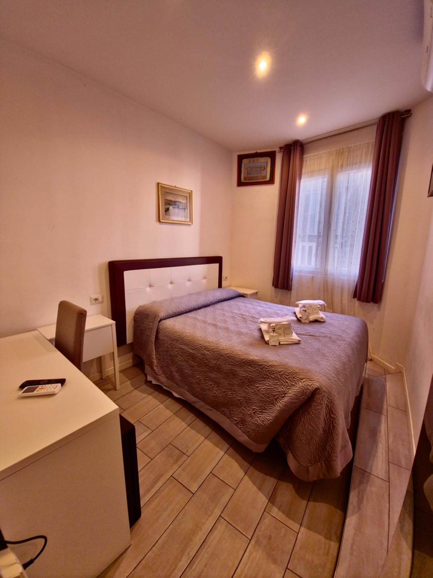 Hotel Azzurra Rome Exterior photo