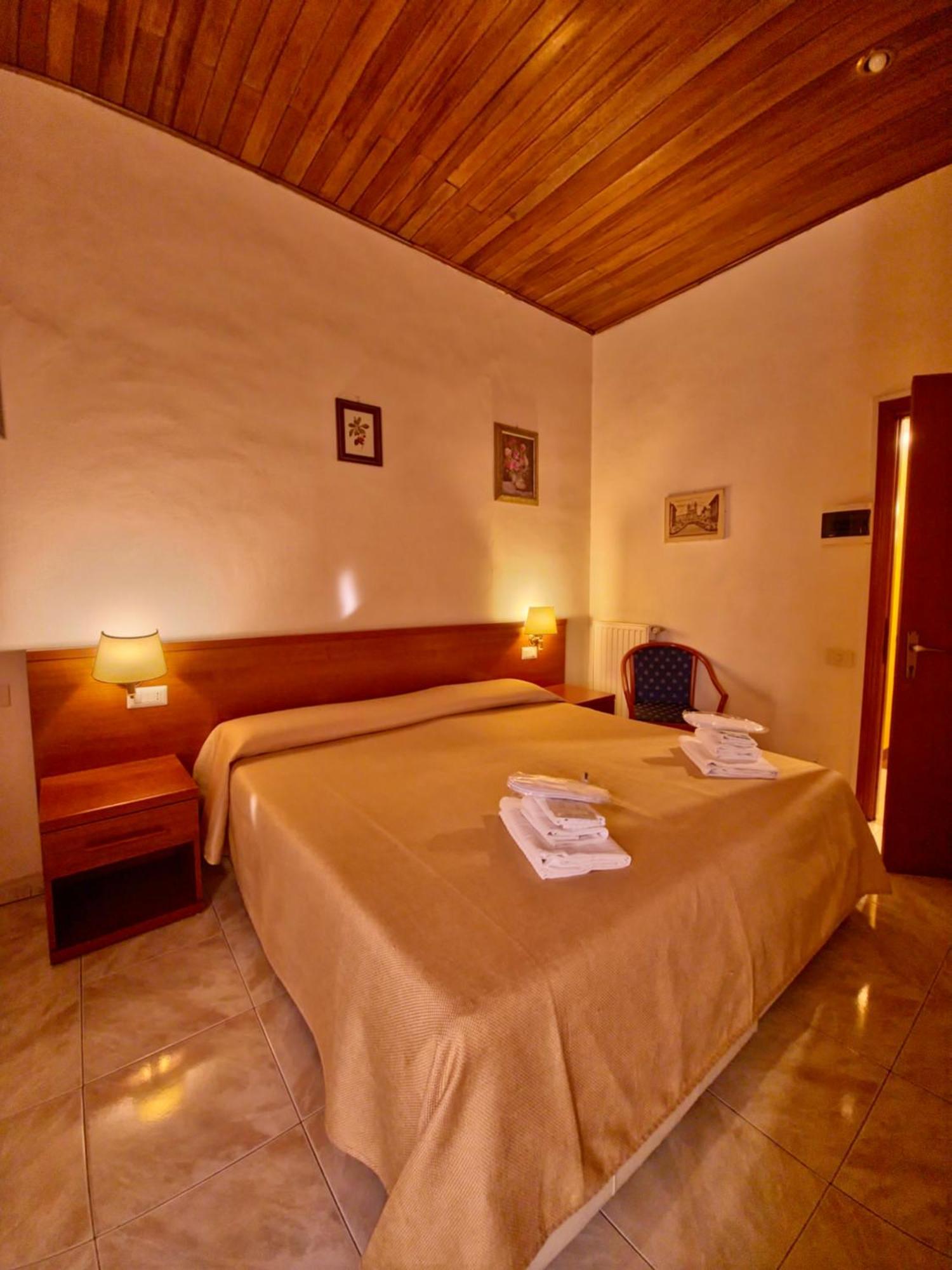 Hotel Azzurra Rome Exterior photo
